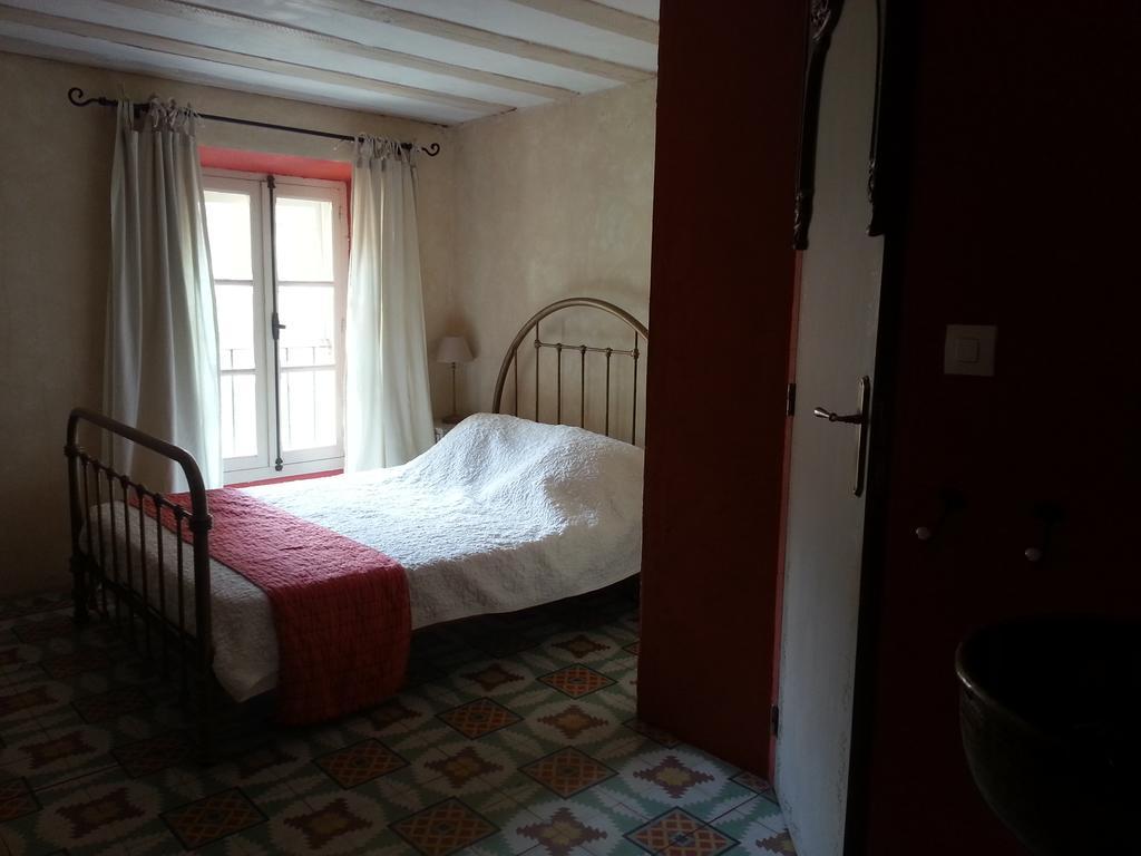 مبيت وإفطار Roquefort-des-Corbières Le Patio Des Cigales الغرفة الصورة